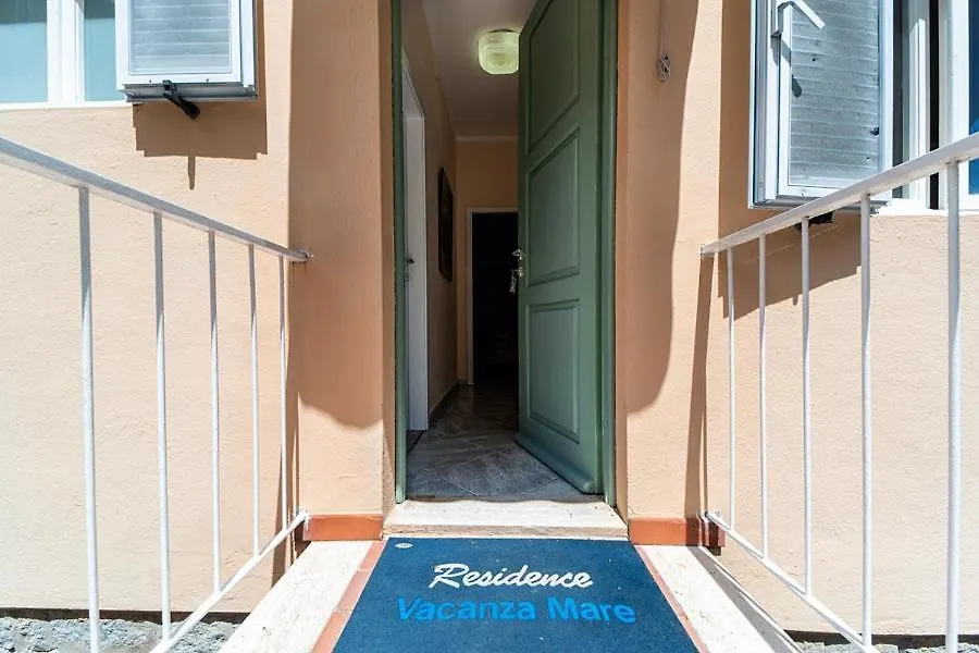 Residence Vacanza Mare Марина-ди-Кампо 0*,  Италия